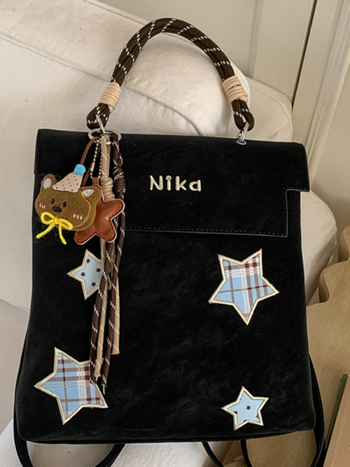 Рюкзак PU материя, уличен стил, голям капацитет, вътрешен джоб с цип, затваряне с капак