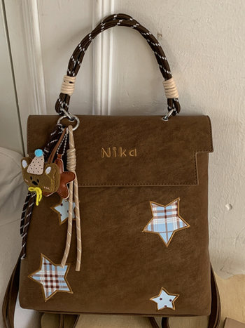 Рюкзак PU материя, уличен стил, голям капацитет, вътрешен джоб с цип, затваряне с капак