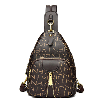 Дамска раница от PVC, градски минималистичен стил, ципно затваряне, полиестерна подплата, водоустойчива и износоустойчива