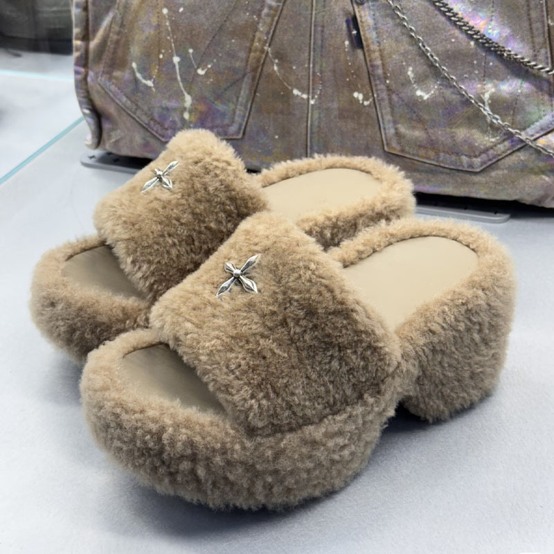 Papuče s umjetnim krznom i visokim petama, gumom potplatom, okrugla špička, mrežasta podstava, ležerni stil