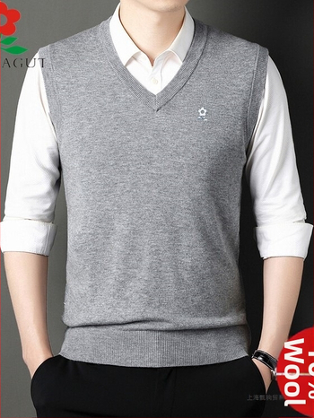 Мъжки V-образна плетена жилетка, Corduroy с Linen основа, Есен 2025