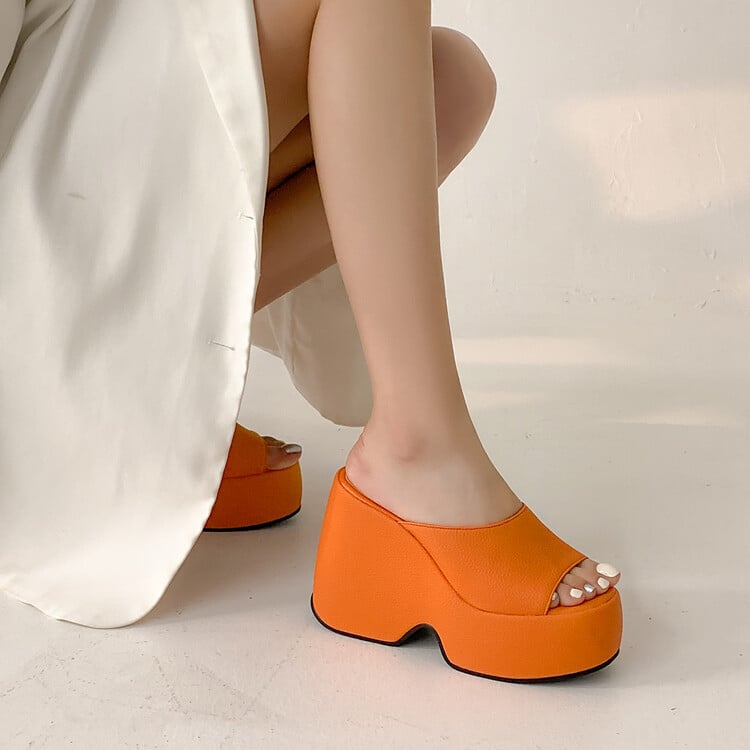 Sandale s gornjim dijelom od mikrovlakana, s jednim remenom, oblik prsta 20213, porijeklo Chengdu, Sichuan, ljeto 2022