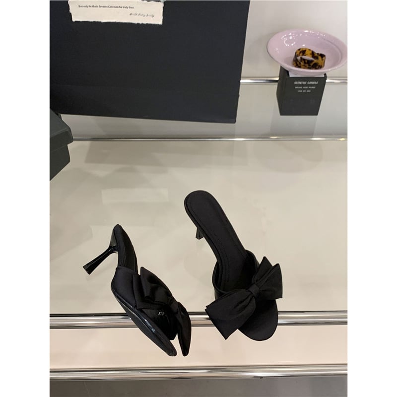 Női masnis magas sarkú szandál, felső rész: szuper rost, talp: gumi, nyár 2025