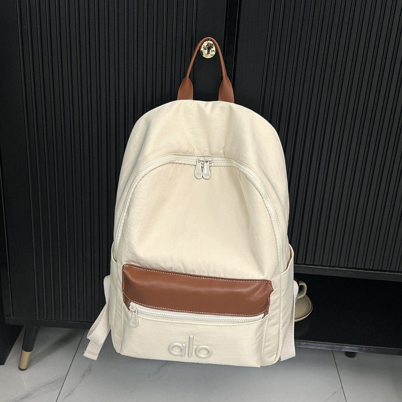 Unisex nylon ruksak za svakodnevnu uporabu, minimalistični ruksak za laptop, pogodan za 10-inčni laptop, kapacitet ispod 20 L, zakrivljene naramenice, poliesterska podstava