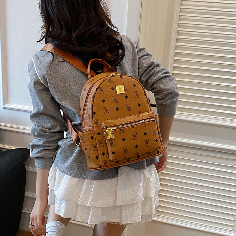 Ruksak - korejskog stila, velika kapaciteta, PU materijal, zatvarač, unutarnji skriveni džep i džep za telefon, prozračan, vodootporan