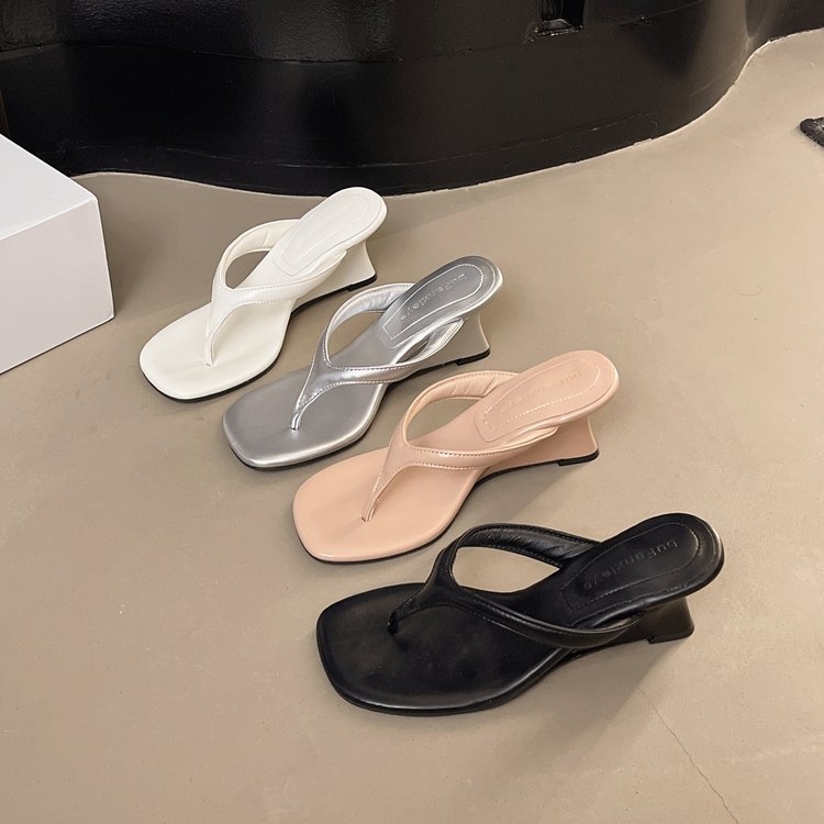 Sandale s klinom, otvoreni prst, kvadratni nos, gumeni potplat, korejski stil