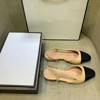 Sandale od prave kože s zatvorenim prstom i otvorenom petom, okrugli nos, gumeni potplat, podstava od ovčje kože, 3–6 cm debeli potplat