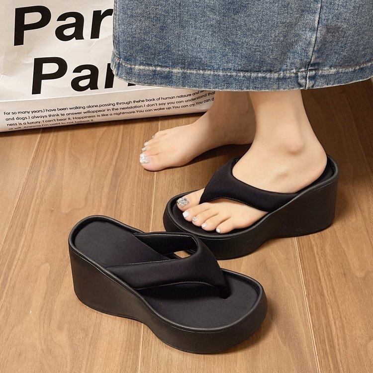 Ženske sandale s klinom i debelom potplatom, PU gornji dio, gumena potplata, okrugli vrh, korejski stil, ljeto 2025