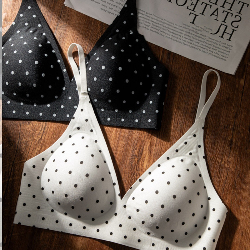 Set grudnjaka od pamuka, točkasti uzorak, stražnje zaključavanje s četiri reda kopči, fiksirane dvostruke naramenice, oblikovane košarice s tankim gornjim dijelom i debelim donjim dijelom
