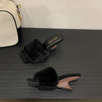 Női nyitott orrú bundás papucs velúr felsőrésszel, négyszögletes orr, PU bélés, gumírozott talp, 2025 ősz