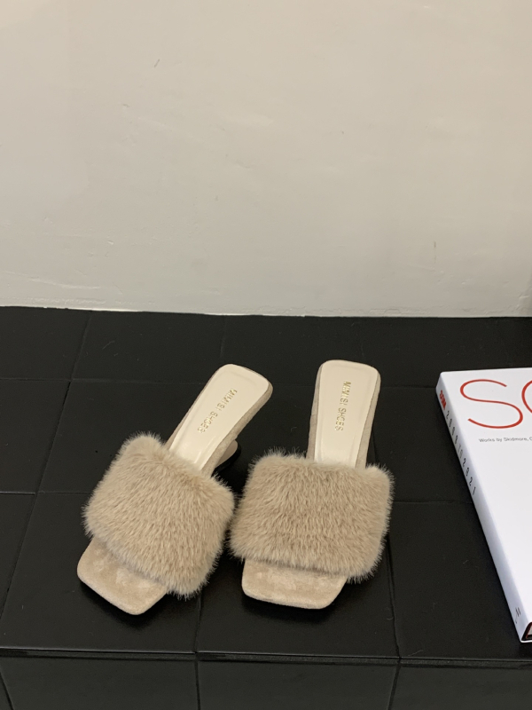 Női nyitott orrú bundás papucs velúr felsőrésszel, négyszögletes orr, PU bélés, gumírozott talp, 2025 ősz