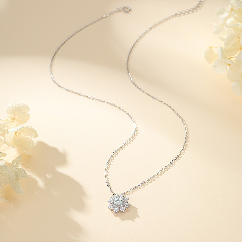 Moissanite шестопръстено колие от 925 сребро за жени, прост стил, геометрична форма, кръстосана верига, дължина 41–50 cm, тегло 2.1 g, марка Under the banyan tree