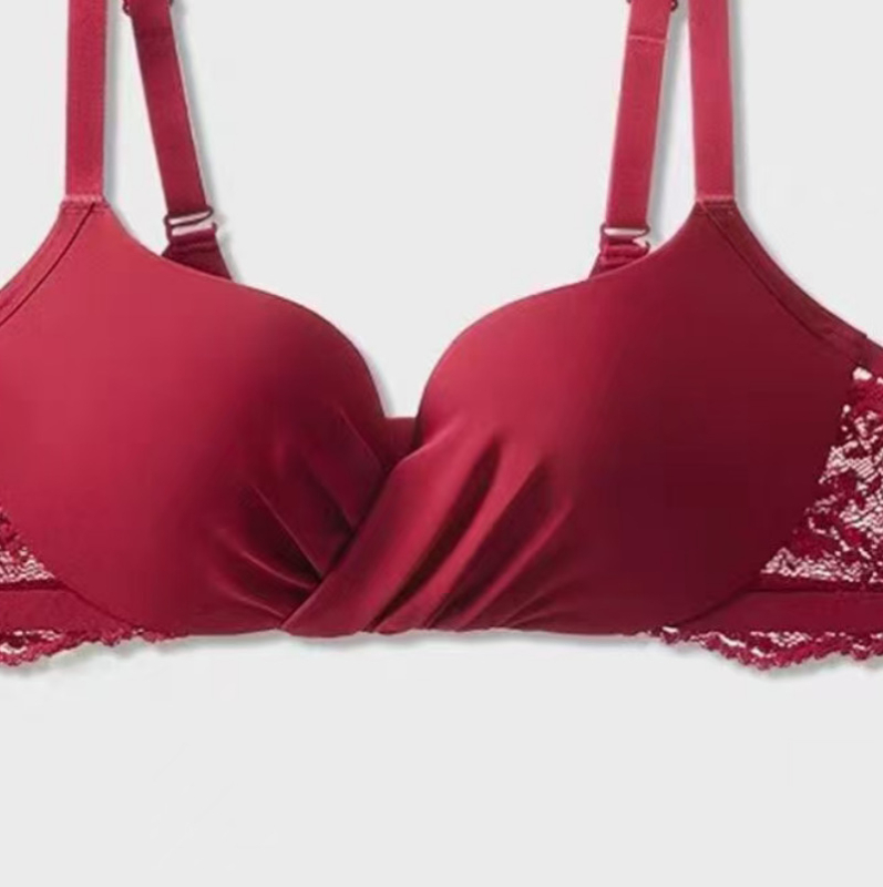 Set podprsenky z krajky, 3/4 košíčky, tvarované košíčky s tenkou hornou a hrubšou spodnou časťou, pevné ramienka, zadné zapínanie s tromi radmi háčikov