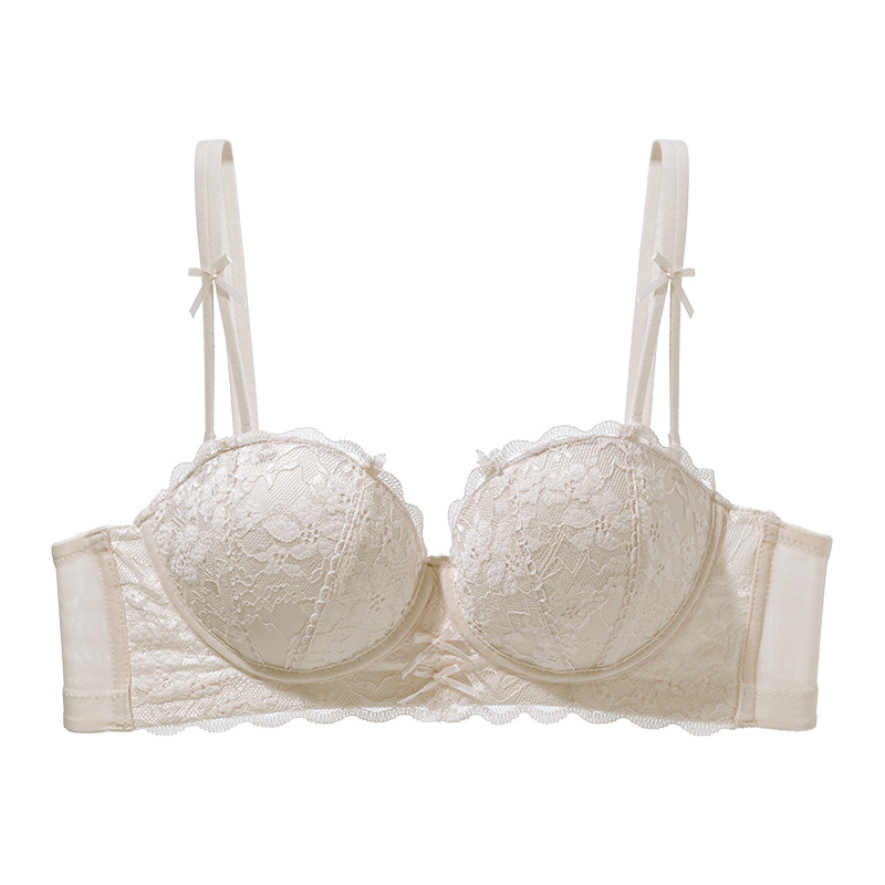 Bavlnená podprsenka s košíčkami 3/4, tvarované košíčky s tenkým horným dielom a hrubším spodným dielom, odnímateľné dvojité ramienka, zadné zapínanie na štyri rady háčikov