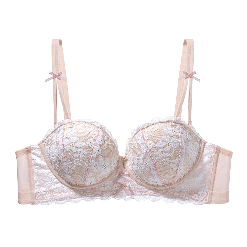 Bavlnená podprsenka s košíčkami 3/4, tvarované košíčky s tenkým horným dielom a hrubším spodným dielom, odnímateľné dvojité ramienka, zadné zapínanie na štyri rady háčikov