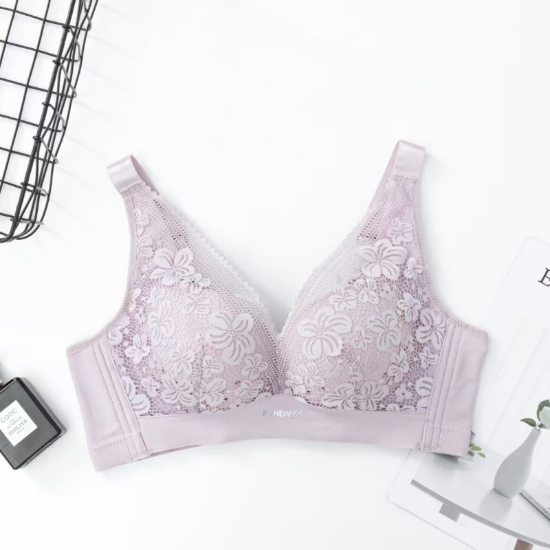 Безжичен сутиен с 3/4 чашки, тънки формовани чашки, без метална подпора, фиксирани двойни презрамки, закопчаване отзад с четири реда куки