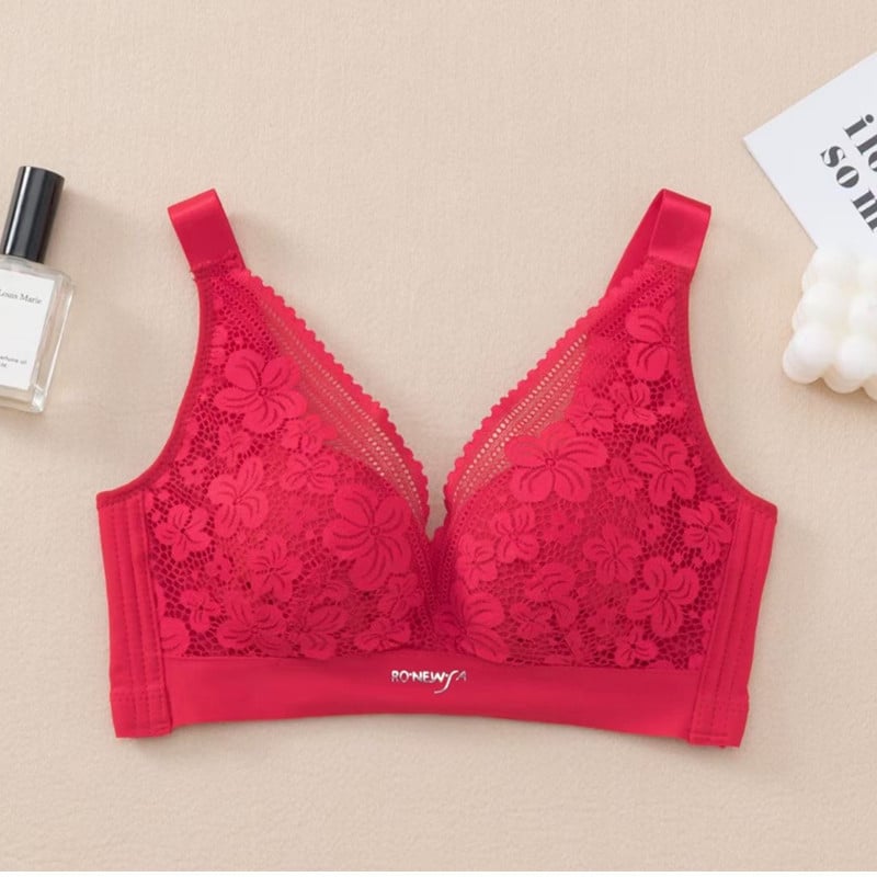 Безжичен сутиен с 3/4 чашки, тънки формовани чашки, без метална подпора, фиксирани двойни презрамки, закопчаване отзад с четири реда куки