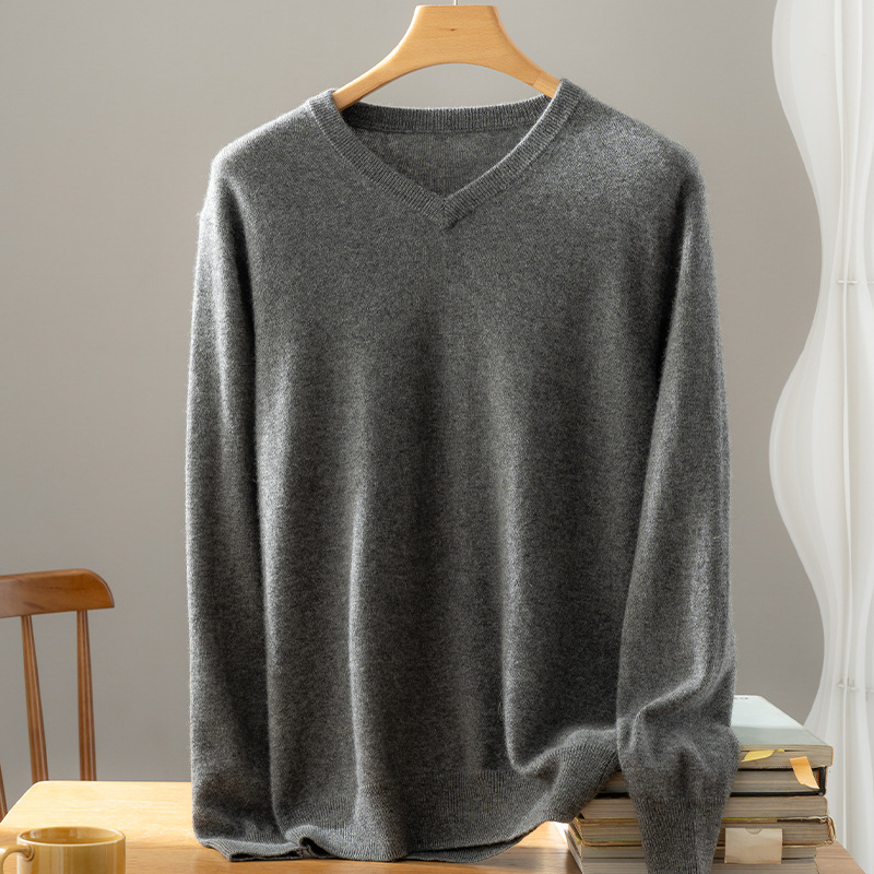 Lukasa кашмирен пуловер с V-образно деколте, свободен силует, дълги ръкави, 30–35% кашмир