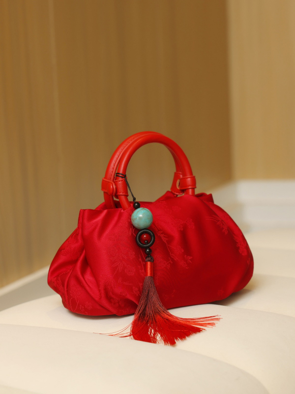 Елегантна вечерна чанта, Cloud Pack стил, форма dumpling-подобна, коприна, магнитно закопчаване, вътрешен джоб за телефон