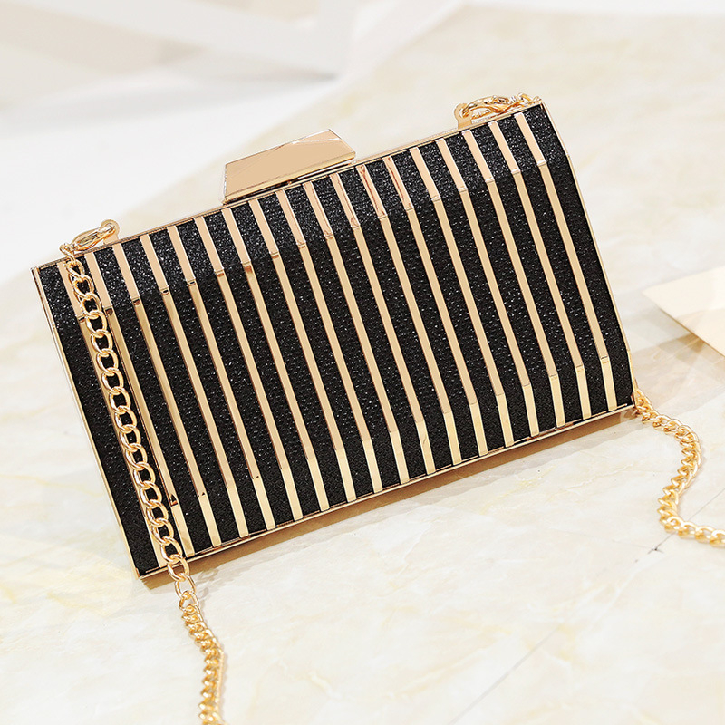 Večernja metalna clutch torbica, kvadratnog oblika, ručna izrada, zatvarač