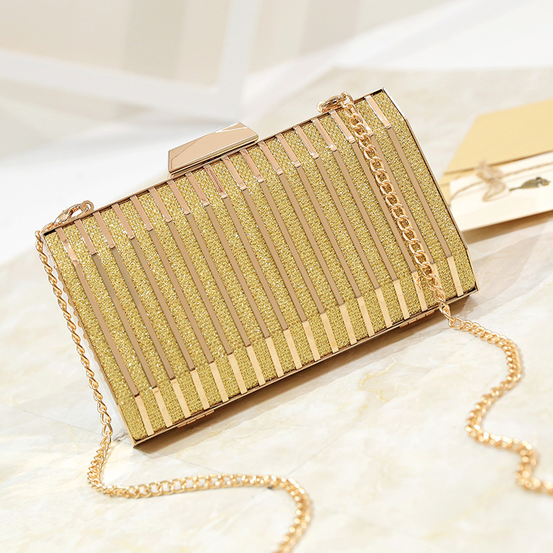 Večernja metalna clutch torbica, kvadratnog oblika, ručna izrada, zatvarač
