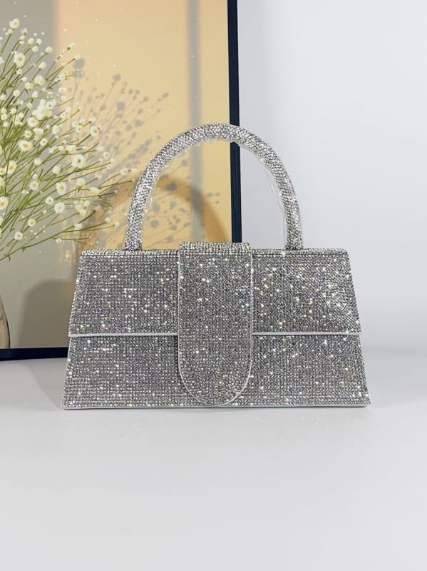 Дамска чанта с диамантен патч, магнитно закопчаване, полиестерова подплата, за ежедневна употреба, Пролет 2025