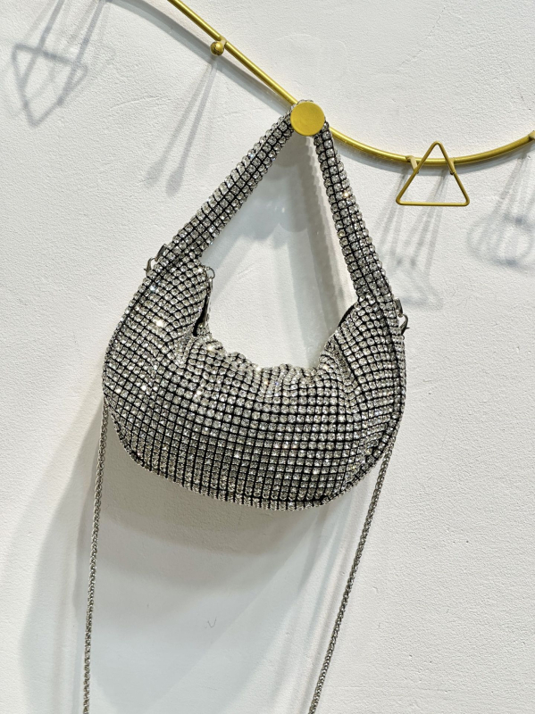 Večernja torbica Dumpling Bag, PU koža, najlonska podstava, zatvarač, unutarnji džepovi: džep sa zatvaračem, džep za telefon, džep za ID, proljeće 2025