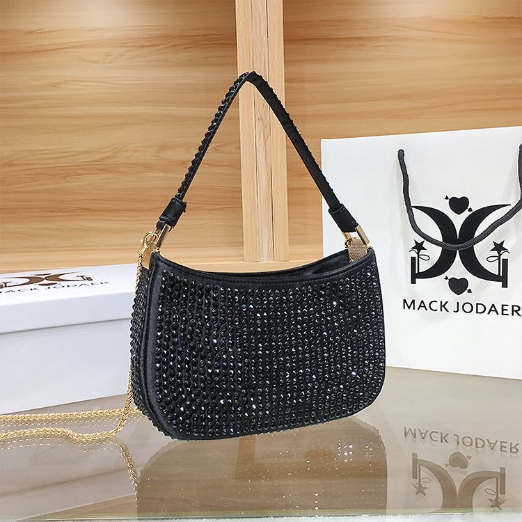 Najlon crossbody torba s poliesterom podstavom, horizontalni kvadratni oblik, zatvarač na zip — Jesensko izdanje 2025