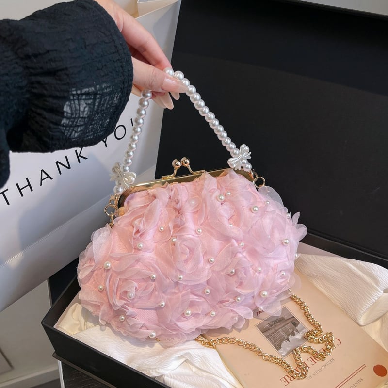 Čipkasta mrežasta clutch torba, oblik školjke, zatvaranje klipom, podstava od sintetičke kože, unutarnja džep sa zatvaračem, jedna naramenica
