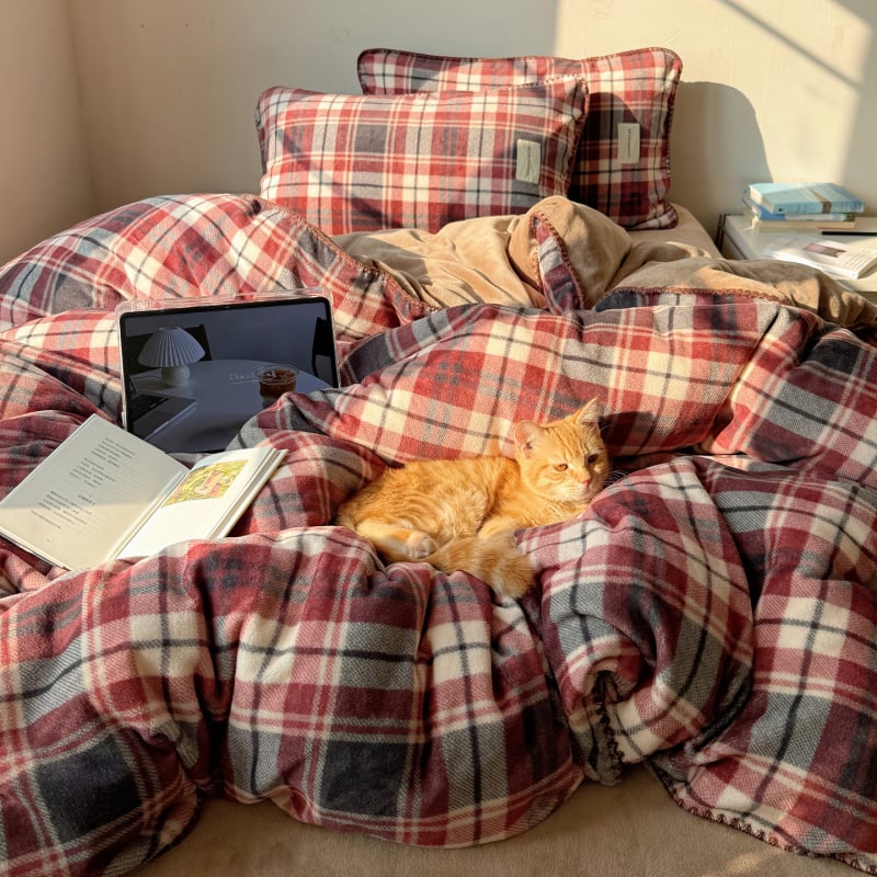 Tejbarna velúr anyagból készült négy részes ágyneműkészlet, dupla oldalas dunyházával | Geometriai minta | Reaktív nyomtatás és színezés | Tömeg 3500–4000 g