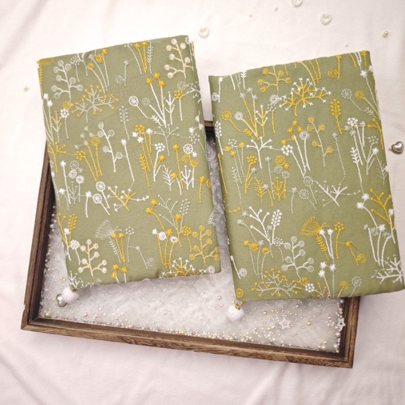 Kézzel készített textil könyvborító csipke szegéllyel, tervhez és heti naplóhoz; Import: Nem; Ajándék: Nem; IP engedély: Nem