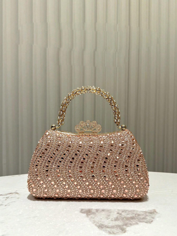 Večernja crossbody torbica s kutijastim oblikom i jastukastim dizajnom (poliester materijal, podstava poliester, zaključavanje na bravu)