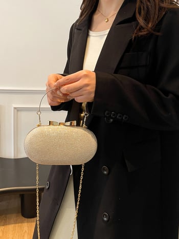 Geantă de seară cu lanț strălucitor și mână/pe umăr texturată, formă ovală, poliester, închidere cu lacăt, căptușeală din bumbac, exterior 3D, stil: femeie matură elegantă, Primăvara 2025