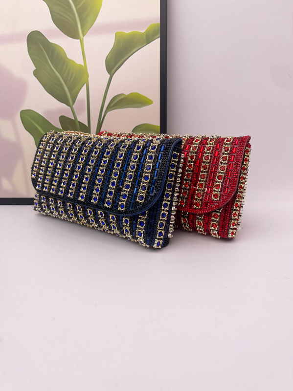Jue xi PU kožna torbica s dijamantnim ukrasima, vodoravnog kvadratnog oblika, poklopac zatvaranja, lančana naramenica ili crossbody traka