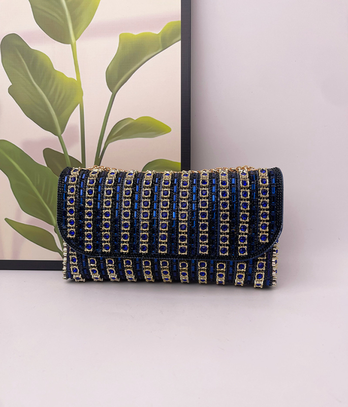 Jue xi PU kožna torbica s dijamantnim ukrasima, vodoravnog kvadratnog oblika, poklopac zatvaranja, lančana naramenica ili crossbody traka