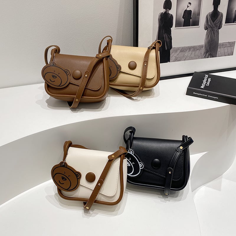 Ženska crossbody torba, korejski stil, gradski minimalistički dizajn, PU koža, horizontalno kvadratni oblik, magnetska kopča, džep za telefon