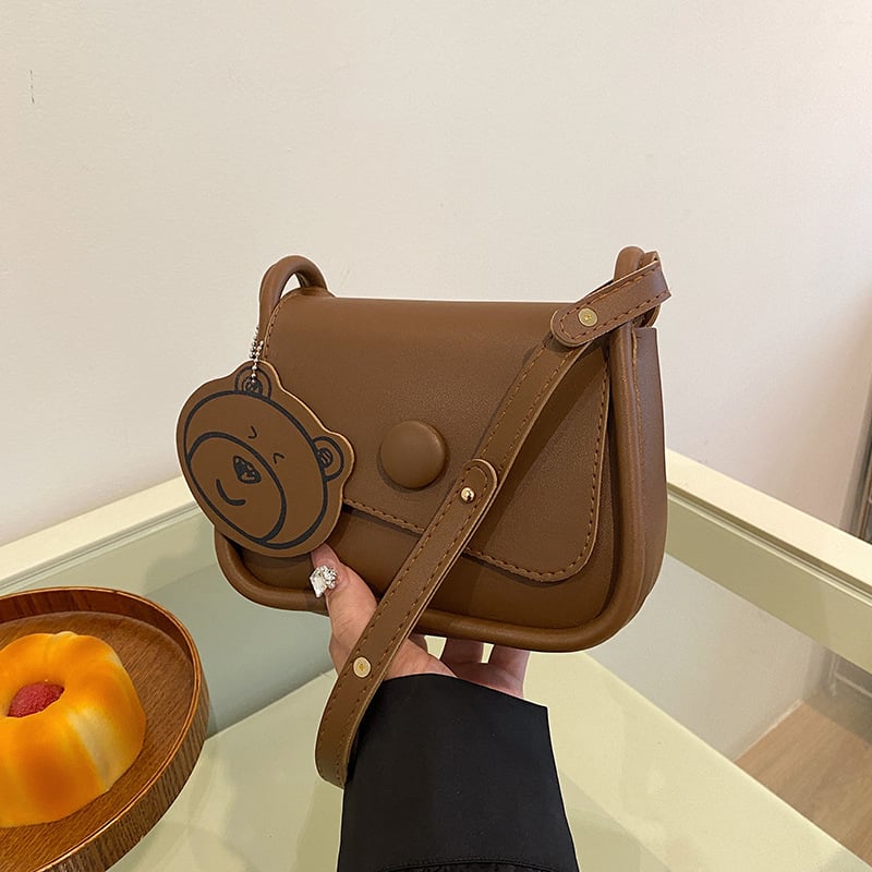 Ženska crossbody torba, korejski stil, gradski minimalistički dizajn, PU koža, horizontalno kvadratni oblik, magnetska kopča, džep za telefon