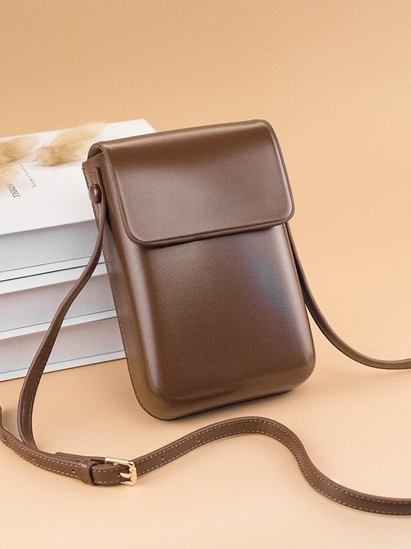 Unisex torba sa sedlom u korejsko-japanskom stilu, vertikalni kvadratni dizajn, PU materijal, magnetsko zatvaranje, 3D vanjska torba