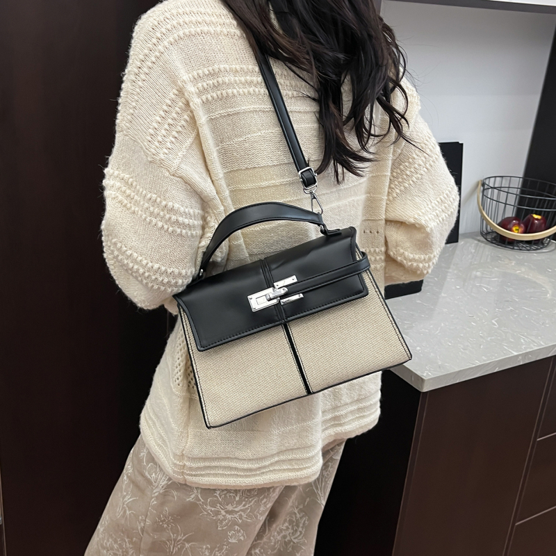 Ženska crossbody torba kvadratnog oblika, PU koža, zatvarač, unutarnji džepovi za telefon i dokumente, urbani stil