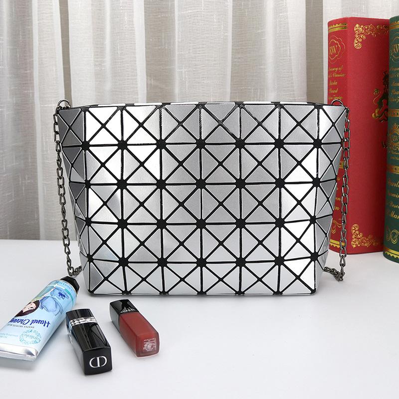Filensu ženska PU torba, romboidni lančani crossbody, oblik posude, zatvaranje zipom, unutarnji džepovi za telefon i ID