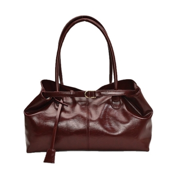 Дамска Tote чанта PU, хоризонтално правоъгълна форма, магнитно закопчаване, джоб за телефон, полиестерна подплата, двойна презрамка, зима 2025