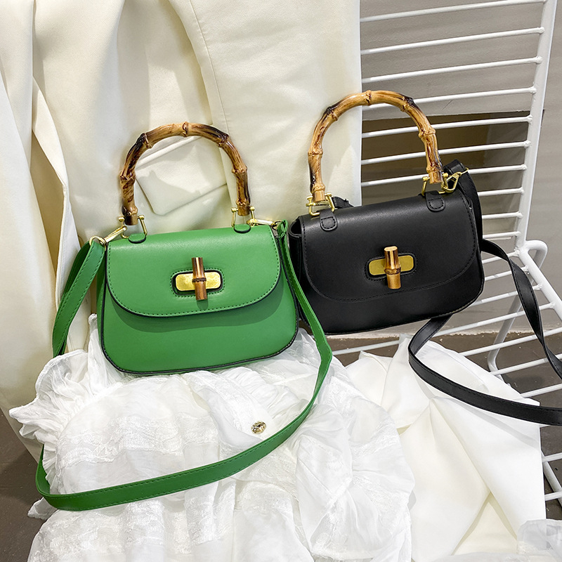 Crossbody torba od PU, kvadratnog oblika, zatvarač, poliester podstava, vodoravni kvadratni oblik