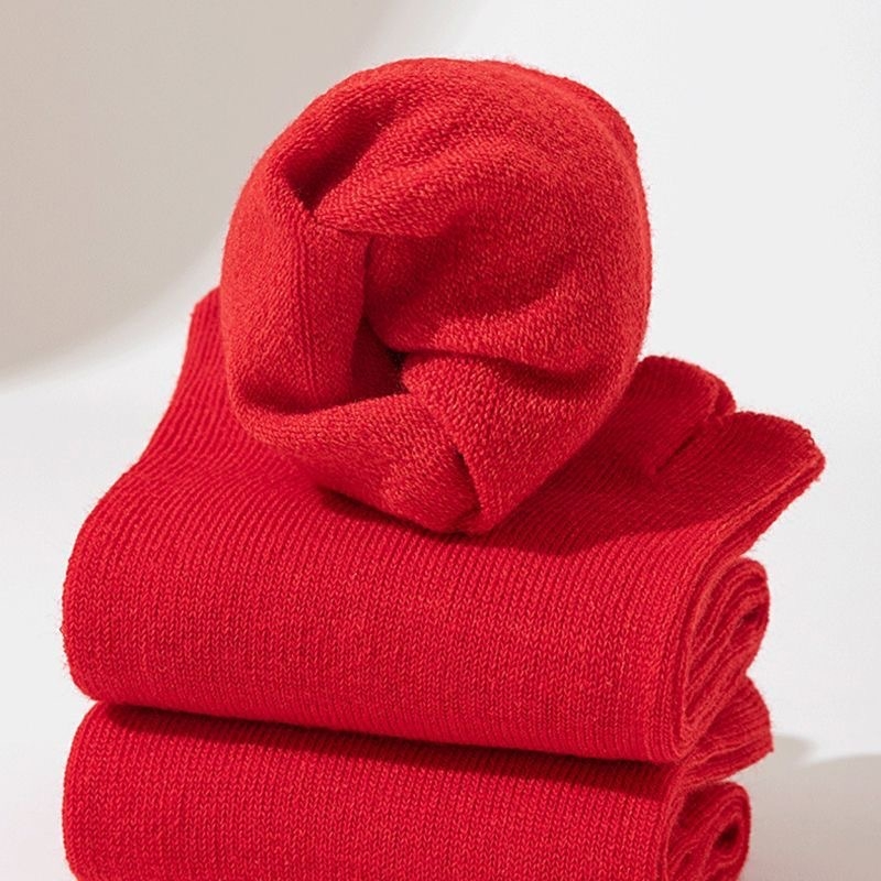 Ötujjas zokni középmagas szárú; antibakteriális, szag elleni, nedvszívó; pamut