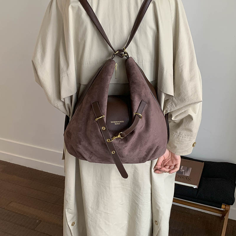 Unisex PU Tote torba, velika kapaciteta, vodoravni kvadratni oblik, zatvarač, podstava od poliestera, džep za telefon, trodimenzionalni dizajn, pogodna za slobodno vrijeme putovanja, Zima 2025