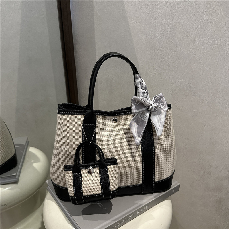 PU bucket torba, gradski stil, magnetsko otvaranje, horizontalan kvadratni oblik, unutarnji džep sa zipom
