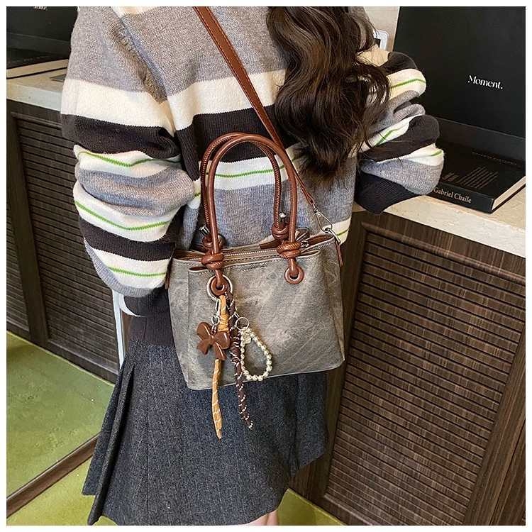 PU crossbody torba tipa bucket za žene, srednje veličine, jesen-zima 2025, korejski stil, svakodnevna upotreba