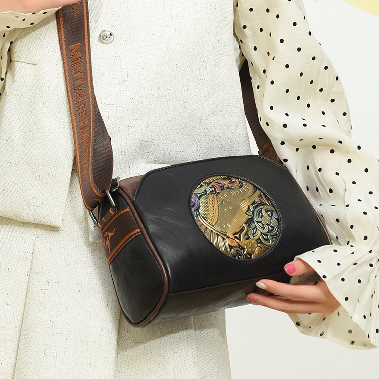 Ženska PU crossbody torbica, Envelope Pack stil, horizontalni kvadratni oblik, zatvaranje zatvaračem, unutarnja džep sa zipom
