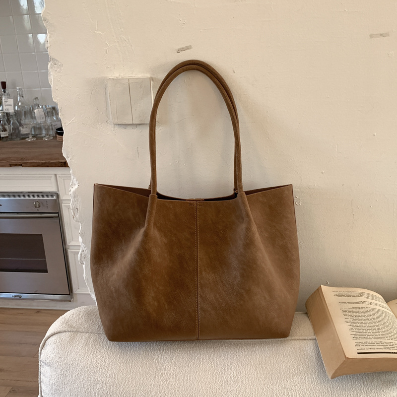 Tote torba - PU materijal, retro stil, zip zatvarač, zima 2025