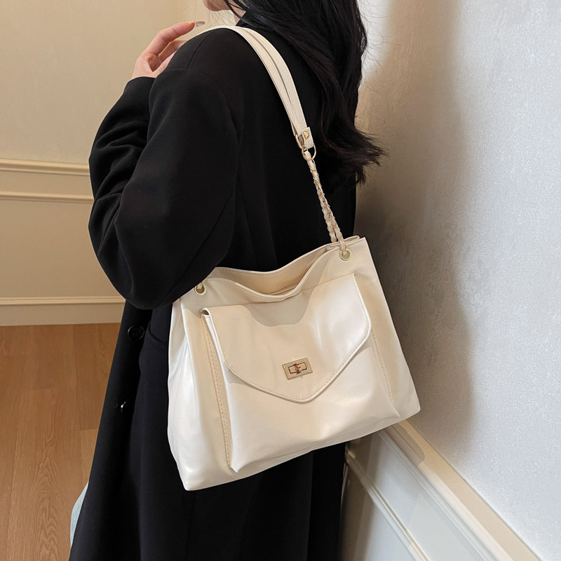 Чанта през рамо със заключваща катарама в уличен стил – PU, голям капацитет, цип, подплата полиестер, двойни презрамки