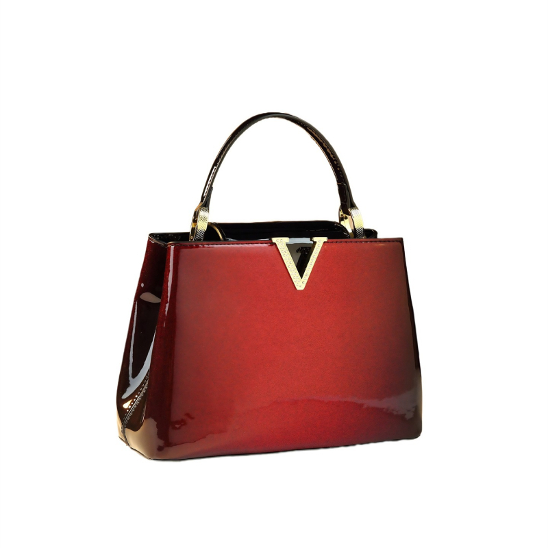 Bucket torba s vertikalnim kvadratnim oblikom, podstava od poliestera, zatvaranje kapom, unutarnja džep za telefon i laminirani džep na zip, jedna naramenica, za slobodno vrijeme putovanja, zima 2025